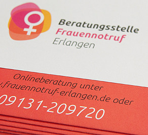 Logo- und Flyergestaltung – Frauennotruf Erlangen